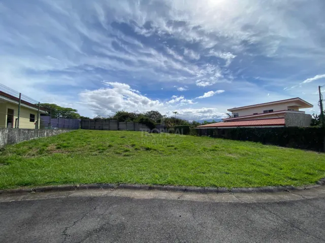 Lot in Private Gated Community in La Garita: Ready to Build