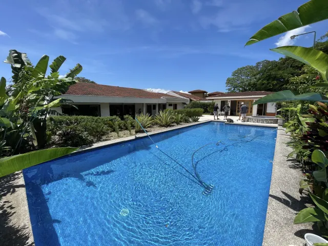 For Sale, Single-Story House with Pool Los Reyes