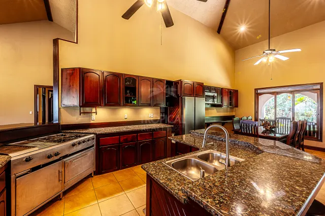 Exclusive Estate with Lake & Arenal Volcano Views – UNDER CONTRACT
